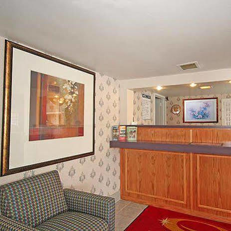 The Townhouse Inn Хай-Пойнт Интерьер фото
